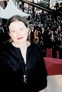 http://eng392.maristsites.org/feministfilm/files/csvimport/DirectorImages/GeorginaWillis.jpg