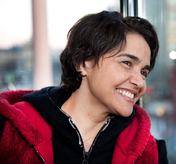http://eng392.maristsites.org/feministfilm/files/csvimport/DirectorImages/RobertaMarques.jpg