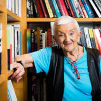 http://eng392.maristsites.org/feministfilm/files/csvimport/DirectorImages/SuzanaAmaral.jpg