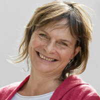 http://eng392.maristsites.org/feministfilm/files/csvimport/DirectorImages/SarahWatt.jpg